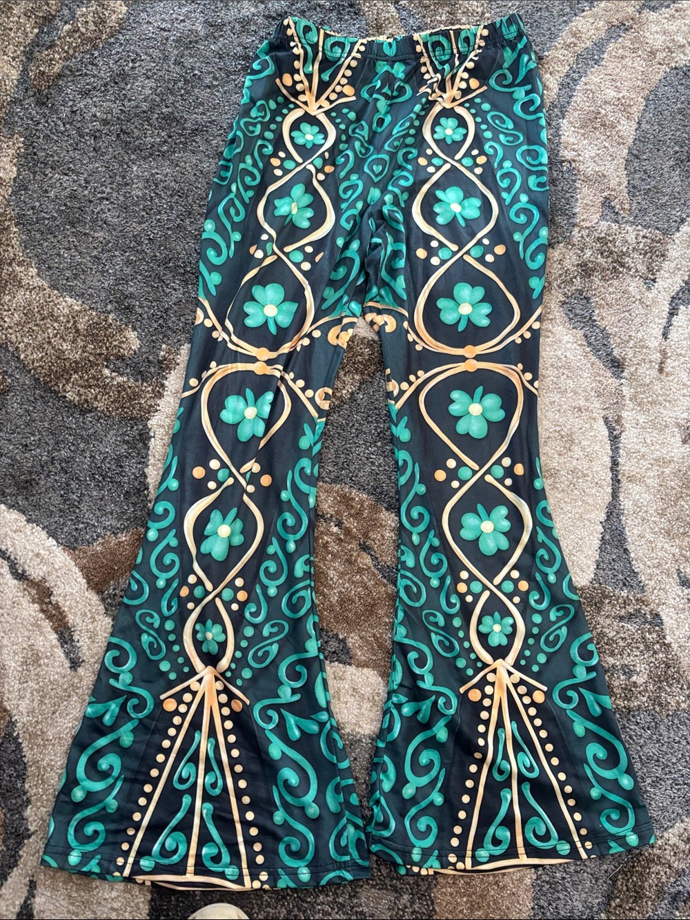 Green Floral Pattern Flare Leggings - Women